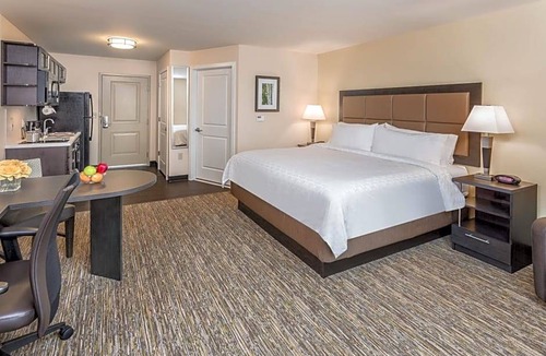 Trevose Hotel | 2-Star Hotel ∙ Candlewood Suites Bensalem - Philadelphia Area, an IHG Hotel