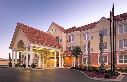 Crestview Hotel | 2-Star Hotel ∙ Country Inn & Suites by Radisson, Crestview, FL