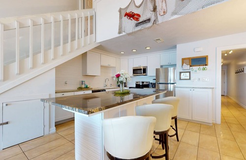Crystal Beach Condo | 2-story Condo Gulf Front, Near Shopping/Dining