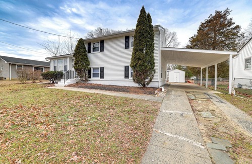 Lawnside House | 2-Story Lawnside Home: 13 Mi to Dtwn Philadelphia!