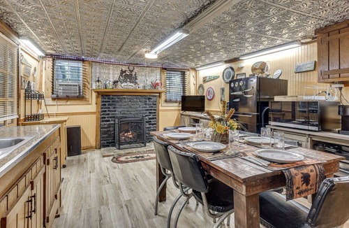 Mountain City House | 2 story rustic cabin in beautiful Clayton, Georgia!