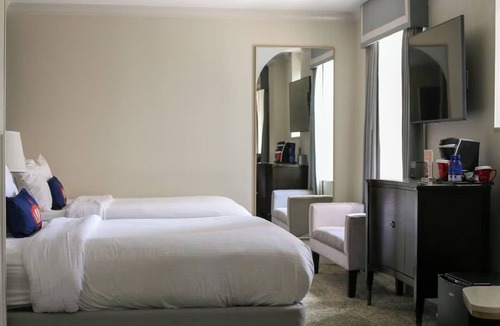 Charlotte Center City Hotel | 2 Units | Steps from Spectrum Center – 5 min walk – Downtown Charlotte