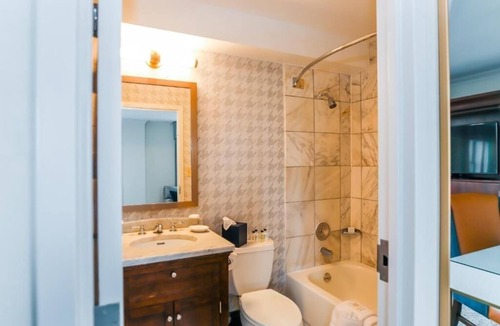 Charlotte Center City Hotel | 2 Units | Steps from Spectrum Center – 5 min walk – Downtown Charlotte