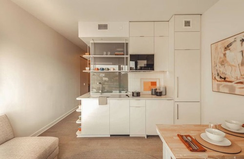 Old Fourth Ward Hotel | 2 Units | Stylish Atlanta Haven | Walkable to Dining & Nightlife, Major Sites
