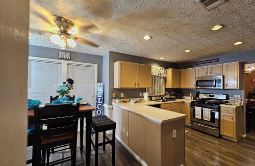 Stone Mountain House | 20 Mins ATL FIFA World Cup, 10 Mins to Train, Sleeps 8-Guests