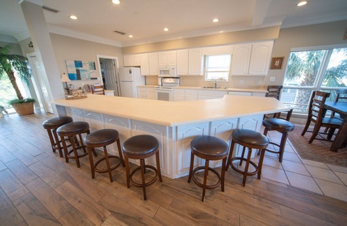 Plantation House | 20% OFF FALL! 5BR/4.5BA, Sleeps 22, Elevator, Pet Friendly