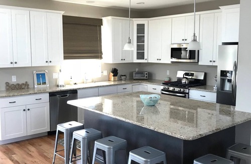 Ship Bottom House | 2018 Built 4BR in SHIP BOTTOM LBI: Close to Beach & Fun Activities for Families