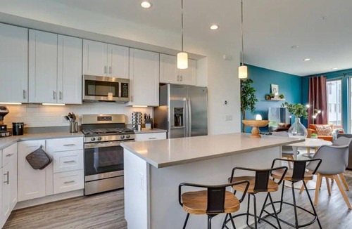 Olde Richmond House | 2026 3-bedroom townhome in charming Philadelphia with AC, WiFi