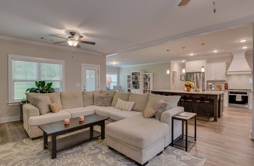 Evans House | 2026 Masters House with Private Pool and Pets Allowed