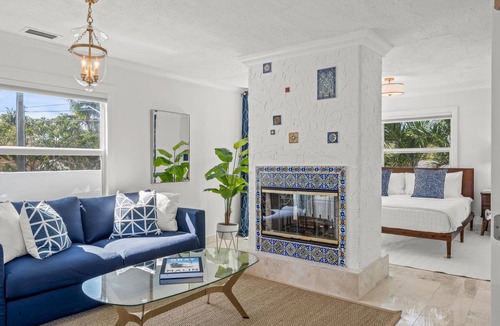 Grandview Heights House | 204 m² House ∙ 4 bedrooms ∙ 12 guests