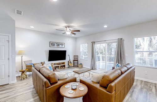 Mayport House | 204 m² House ∙ 3 bedrooms ∙ 8 guests