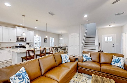 Mayport House | 204 m² House ∙ 3 bedrooms ∙ 8 guests