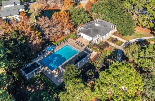 Laurel Grove House | 204 m² House ∙ 3 bedrooms ∙ 10 guests