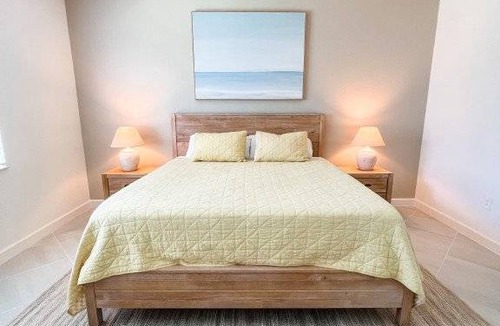 River Hall House | 204 m² House ∙ 3 bedrooms ∙ 7 guests