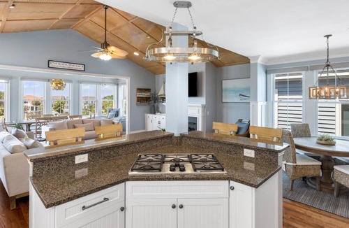 Ocean Point House | 21 Ocean Point - New to rental market