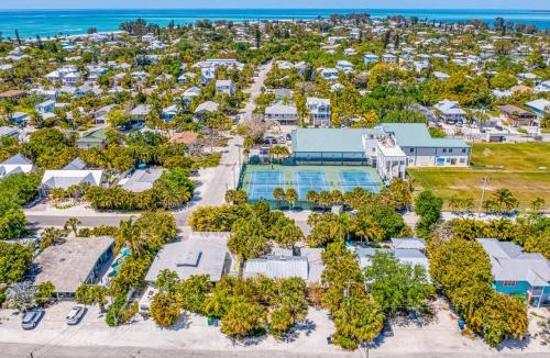 Anna Maria Apartment | 21 Palms Unit A