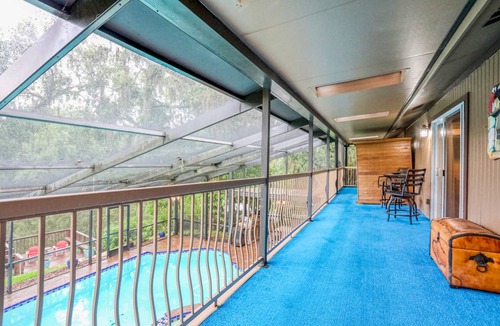 Temple Terrace House | 212 m² House ∙ 3 bedrooms ∙ 8 guests