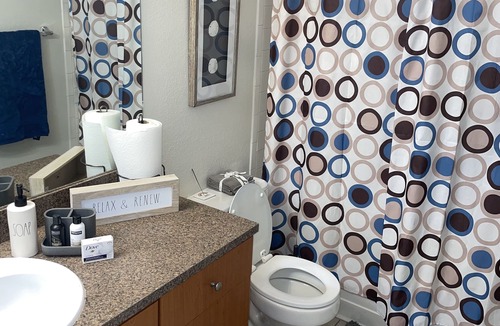 Margate Condo | ❄'22 Tuesdays!❄ $122 EVERY TUESDAY in 2022🎁 1Bdr Condo W/Sun area g Bathroom