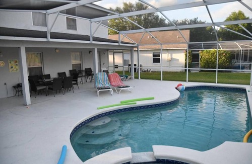 Clear Creek House | 220 m² House ∙ 4 bedrooms ∙ 10 guests