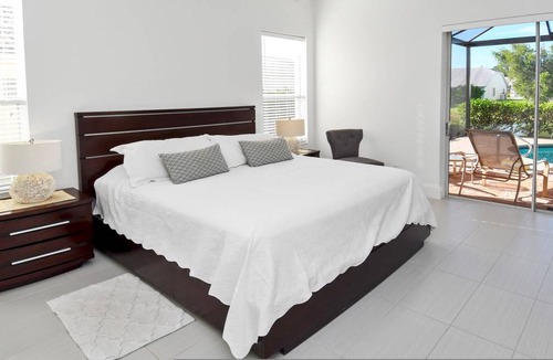 Crown Pointe Villa | 220 m² Villa ∙ 4 bedrooms ∙ 8 guests