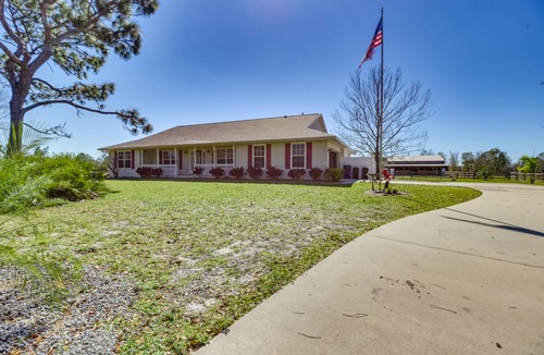 Braden River House | 222 m² House ∙ 3 bedrooms ∙ 6 guests