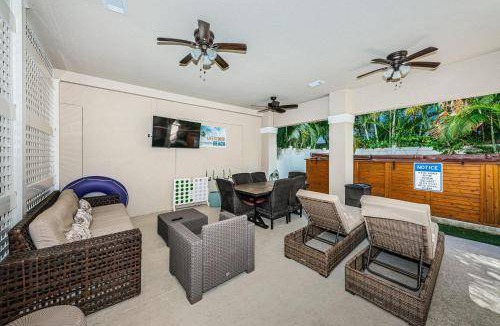 Redington Beach House | 223 m² House ∙ 4 bedrooms ∙ 14 guests