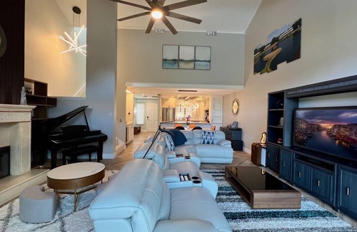 Palm Valley House | 223 m² House ∙ 3 bedrooms ∙ 6 guests