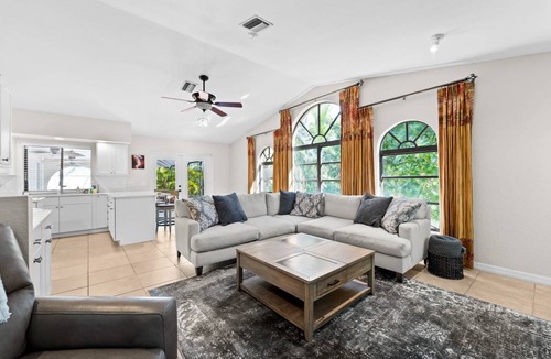 Burnt Store Isles House | 225 m² House ∙ 3 bedrooms ∙ 6 guests