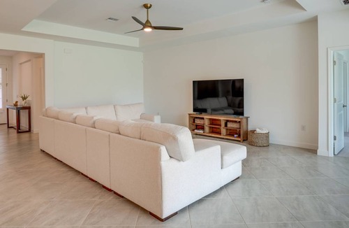 Gateway House | 227 m² House ∙ 3 bedrooms ∙ 8 guests