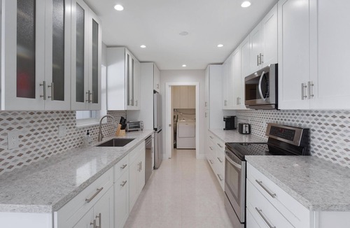 Lighthouse Point House | 2350 Managed By Brampton Park