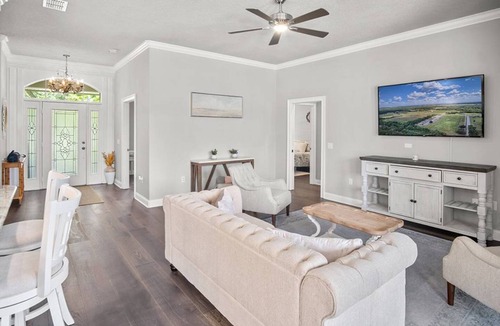 Nichols House | 236 m² House ∙ 3 bedrooms ∙ 6 guests