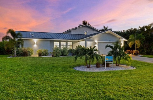 Fort Myers Villa | 236 m² Villa ∙ 4 bedrooms ∙ 8 guests