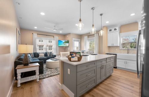Palmetto Dunes House | 240 Olive Shell Court @ Spanish Wells | Golf Simulator | Private Pool | Modern Amenities