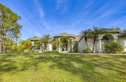 Hunt Club House | 245 m² House ∙ 5 bedrooms ∙ 11 guests