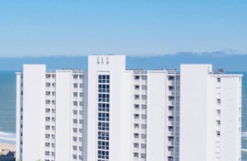 Ormond-by-the-Sea Condo | 25% DISCOUNT IF RENT OVER 28 DAYS! FLASH SALE AUG SEPT RATES REDUCED!