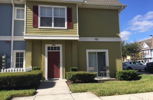Venetian Bay Villages House | 25 minutes to Disney World! Family-sized townhouse