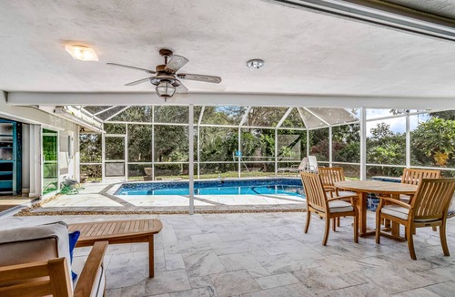 Palm River Estates House | 252 m² House ∙ 5 bedrooms ∙ 10 guests