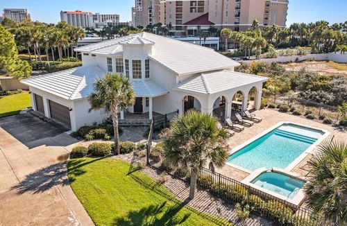 Gulf Pines House | 252 m² House ∙ 4 bedrooms ∙ 12 guests