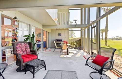 Sawgrass Condo | 255 m² Condo ∙ 4 bedrooms ∙ 8 guests