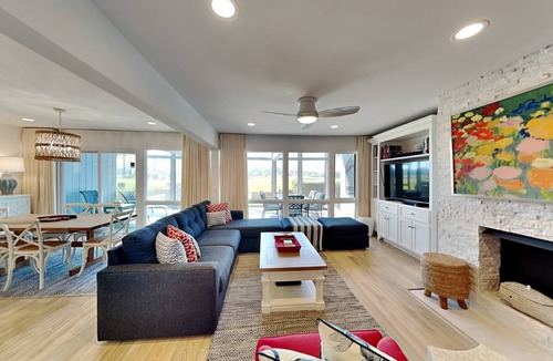 Sawgrass Condo | 255 m² Condo ∙ 4 bedrooms ∙ 8 guests