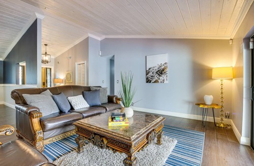 Coral Springs House | 260 m² House ∙ 4 bedrooms ∙ 8 guests