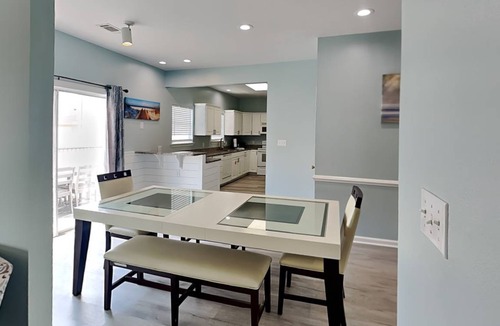 Port of Call House | 263 m² House ∙ 6 bedrooms ∙ 19 guests