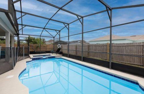 Poinciana House | 264 m² House ∙ 5 bedrooms ∙ 10 guests