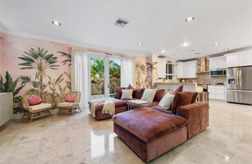 Lake Ridge House | 269 m² House ∙ 4 bedrooms ∙ 12 guests