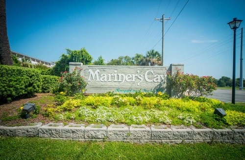 Sunset Point House | 27 Mariners Cay