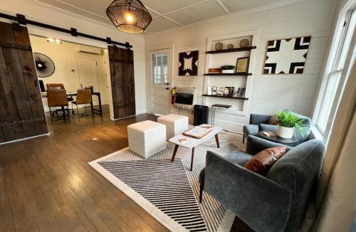 Dahlonega Hotel | 27 on Park Boutique Hotel & Venue