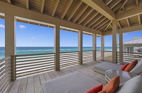 Seaside House | 274 m² House ∙ 3 bedrooms ∙ 6 guests