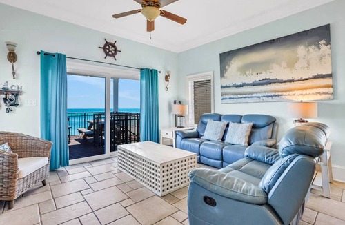 East End House | 274 m² House ∙ 4 bedrooms ∙ 16 guests