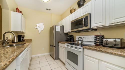 Windsor Hills House | 2781 Almaton #103