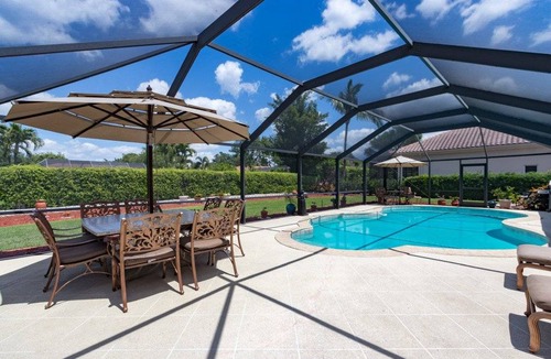 Moorings House | 279 m² House ∙ 4 bedrooms ∙ 8 guests